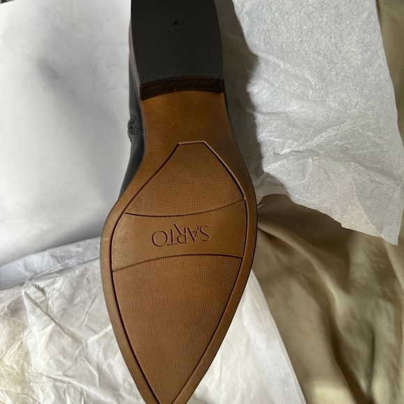 A-SPUR ANKLE BOOT IN BLACK - Picture 6 of 10